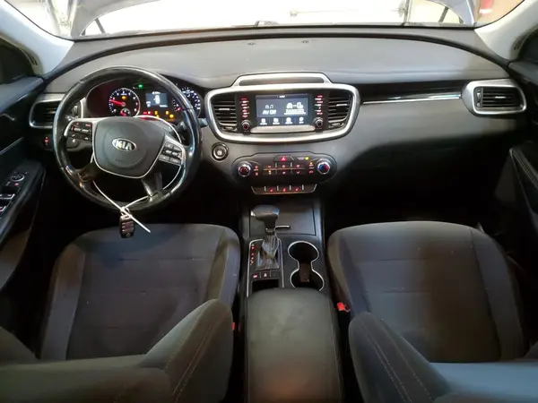 5XYPGDA34KG459247 2019 KIA SORENTO - Image 8