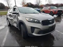 5XYPGDA34KG470569 2019 KIA SORENTO