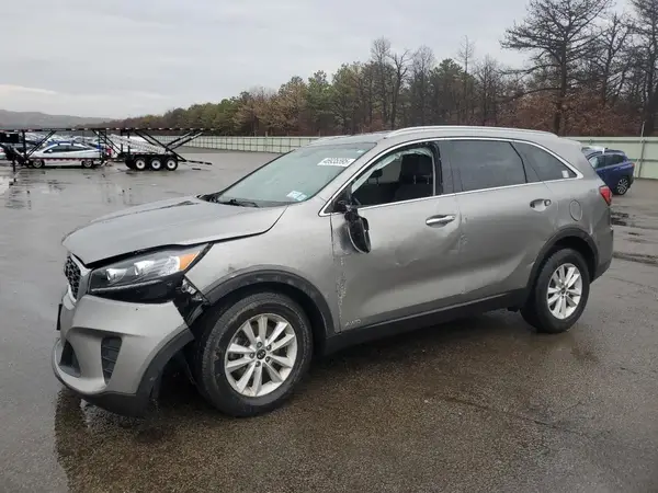 5XYPGDA34KG508964 2019 KIA SORENTO - Image 1