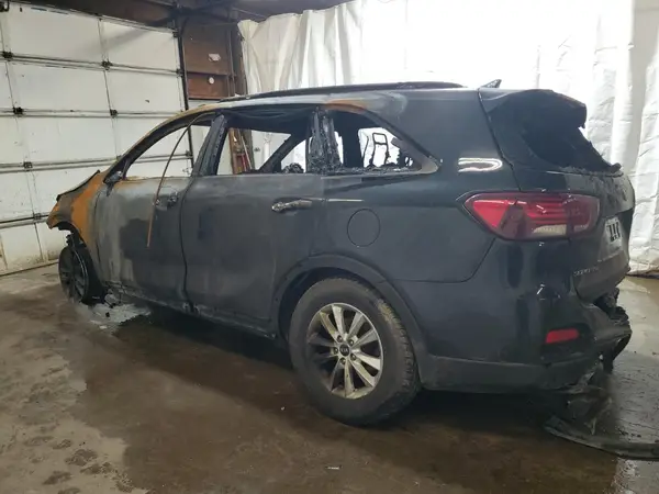 5XYPGDA34KG518782 2019 KIA SORENTO - Image 2