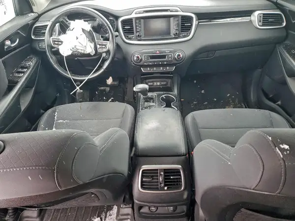 5XYPGDA34KG538353 2019 KIA SORENTO - Image 8