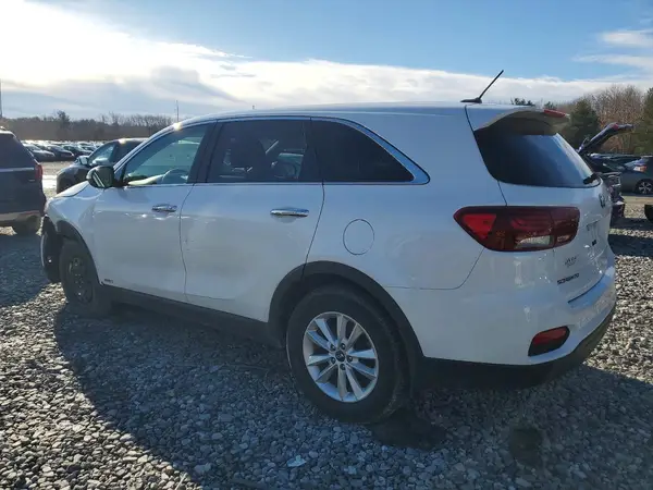 5XYPGDA34KG542581 2019 KIA SORENTO - Image 2