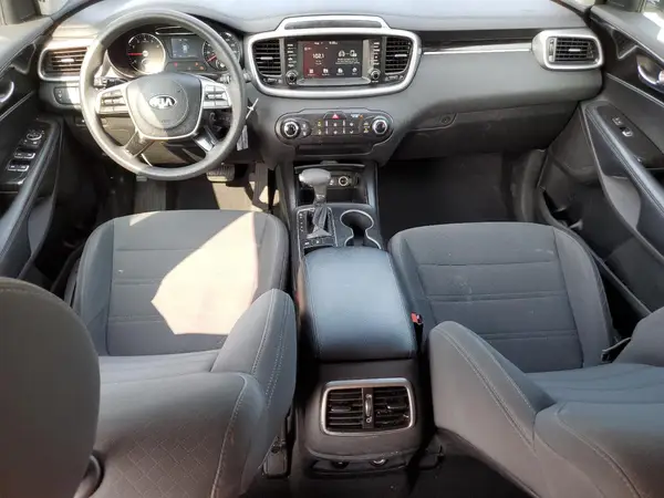 5XYPGDA34KG551684 2019 KIA SORENTO - Image 8