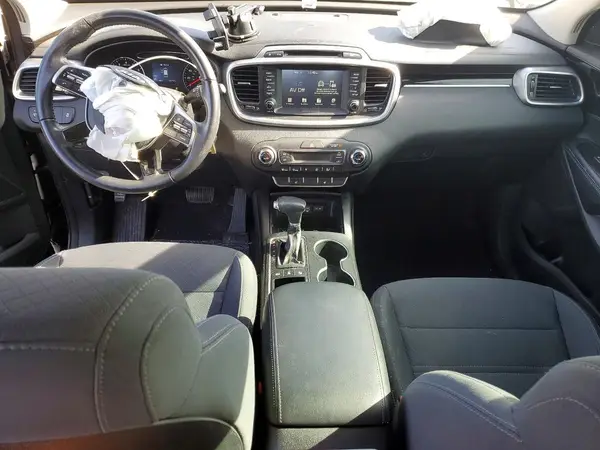 5XYPGDA34KG551796 2019 KIA SORENTO - Image 8
