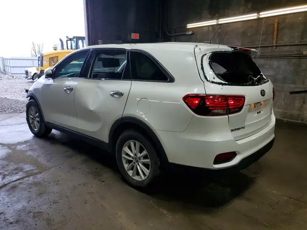 5XYPGDA34KG566671 2019 KIA SORENTO - Image 2
