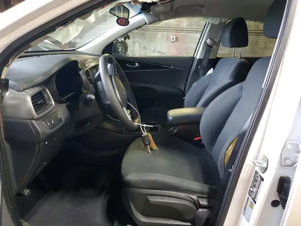 5XYPGDA34KG566671 2019 KIA SORENTO - Image 7