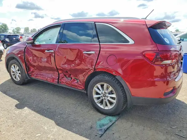 5XYPGDA34KG587925 2019 KIA SORENTO - Image 2