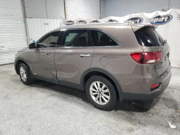 5XYPGDA34KG590291 2019 KIA SORENTO - Image 2