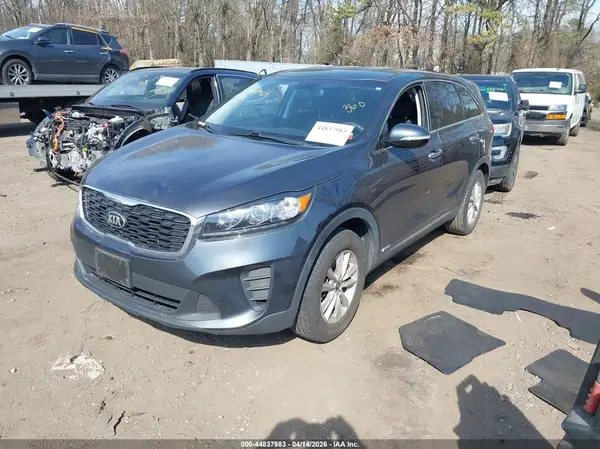 5XYPGDA34LG626742 2020 KIA SORENTO - Image 2
