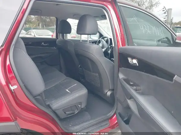 5XYPGDA34LG659787 2020 KIA SORENTO - Image 8
