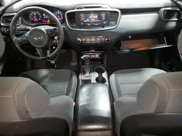 5XYPGDA35GG009646 2016 KIA SORENTO - Image 8