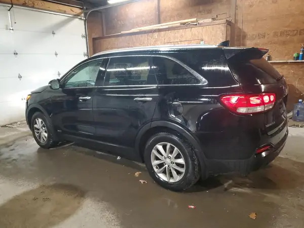 5XYPGDA35GG016418 2016 KIA SORENTO - Image 2