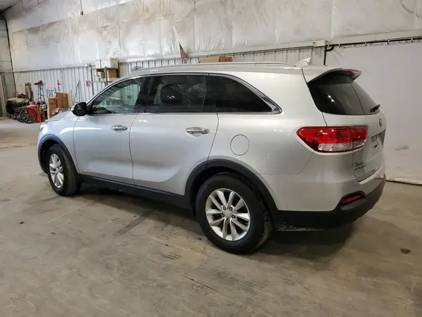 5XYPGDA35GG018427 2016 KIA SORENTO - Image 2