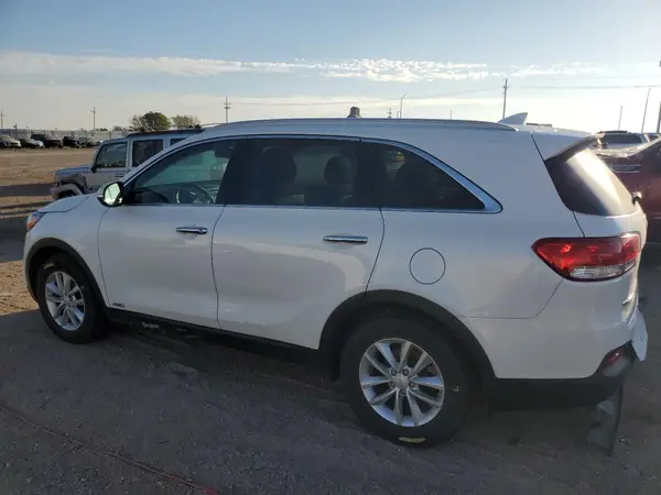 5XYPGDA35GG035681 2016 KIA SORENTO - Image 2