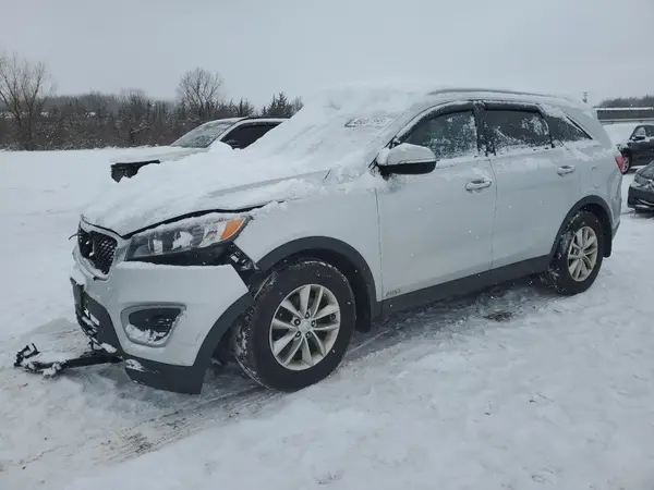 5XYPGDA35GG039763 2016 KIA SORENTO - Image 1