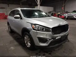5XYPGDA35GG043201 2016 KIA SORENTO