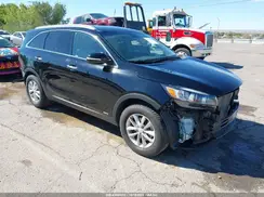 5XYPGDA35GG044929 2016 KIA SORENTO