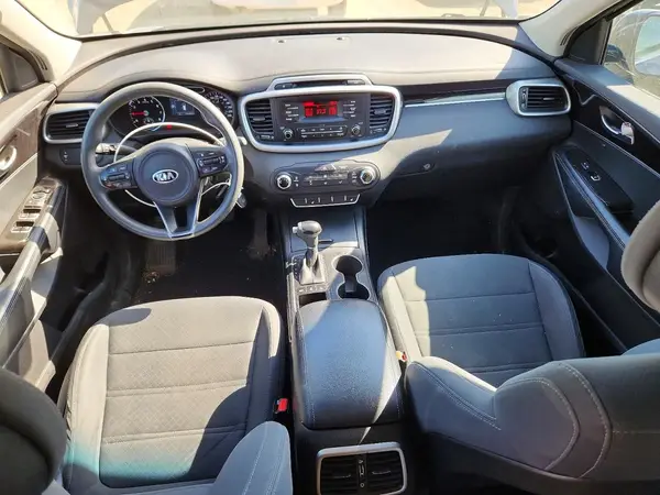 5XYPGDA35GG050052 2016 KIA SORENTO - Image 8