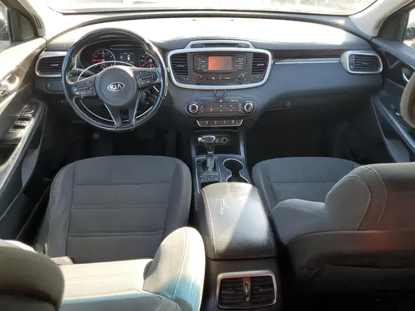 5XYPGDA35GG058149 2016 KIA SORENTO - Image 8