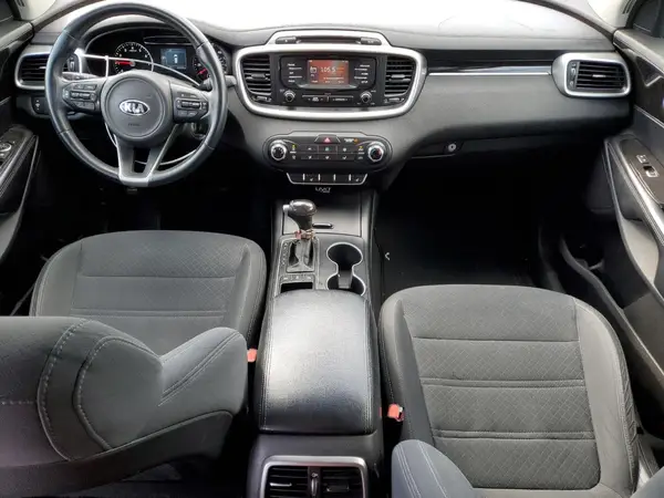 5XYPGDA35GG063495 2016 KIA SORENTO - Image 8