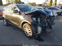 5XYPGDA35GG065375 2016 KIA SORENTO