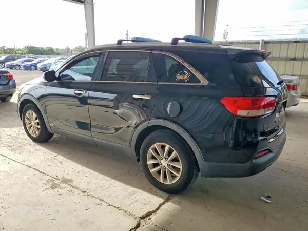 5XYPGDA35GG075601 2016 KIA SORENTO - Image 2
