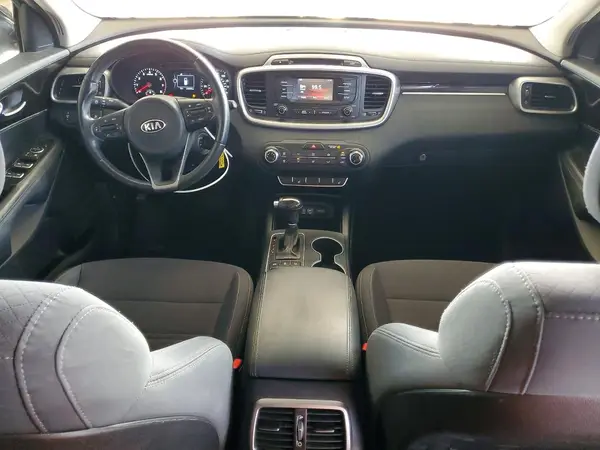 5XYPGDA35GG075601 2016 KIA SORENTO - Image 8