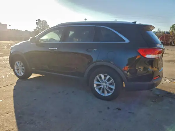 5XYPGDA35GG079244 2016 KIA SORENTO - Image 2