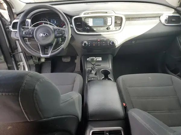5XYPGDA35GG082175 2016 KIA SORENTO - Image 8