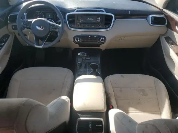 5XYPGDA35GG085545 2016 KIA SORENTO - Image 8