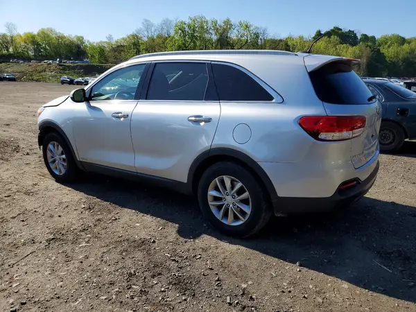 5XYPGDA35GG094892 2016 KIA SORENTO - Image 2