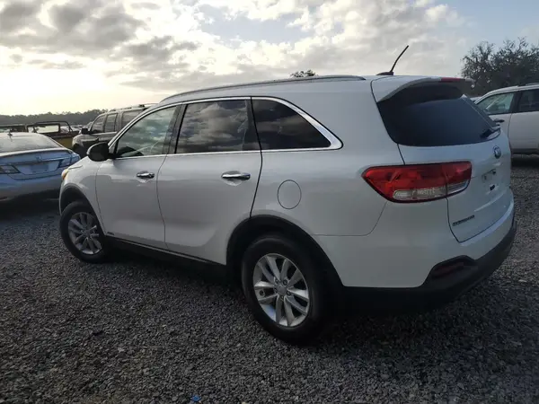 5XYPGDA35GG096853 2016 KIA SORENTO - Image 2