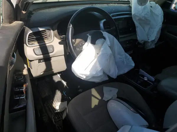 5XYPGDA35GG104613 2016 KIA SORENTO - Image 8