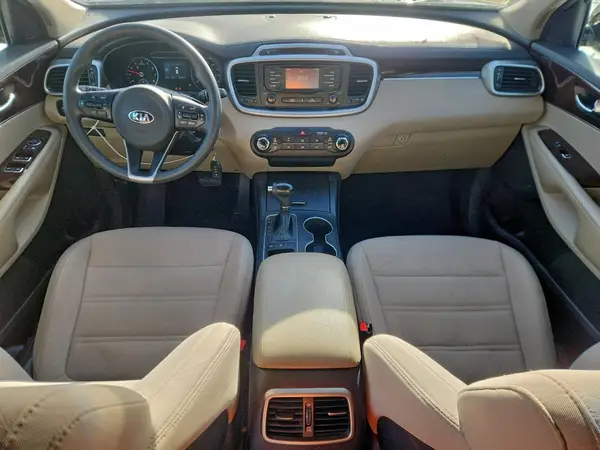 5XYPGDA35GG109603 2016 KIA SORENTO - Image 8
