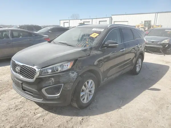5XYPGDA35GG109651 2016 KIA SORENTO - Image 1