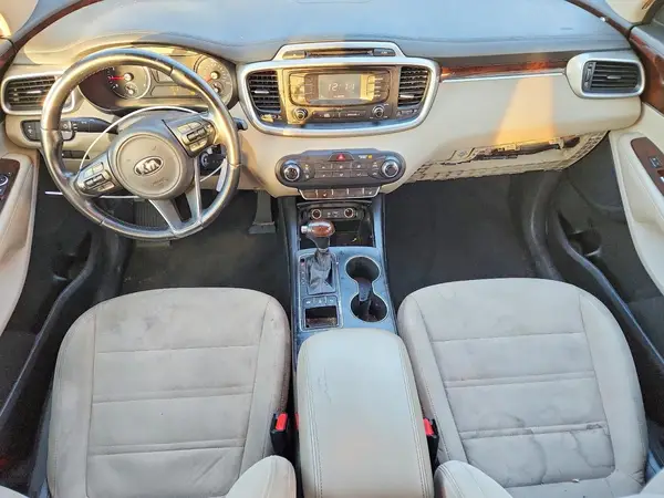 5XYPGDA35GG123758 2016 KIA SORENTO - Image 8
