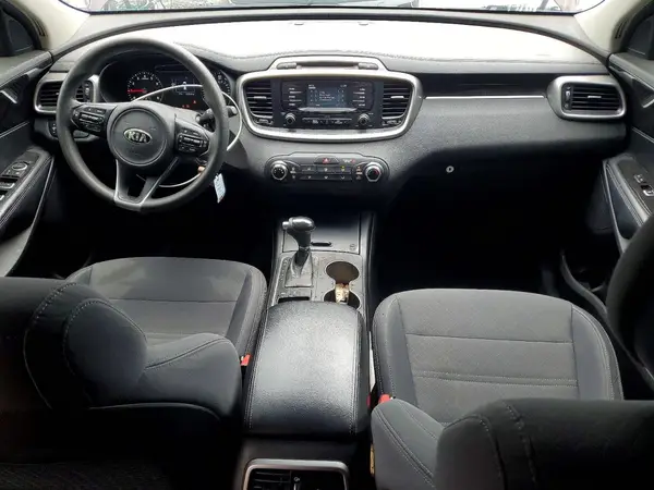 5XYPGDA35GG127082 2016 KIA SORENTO - Image 8