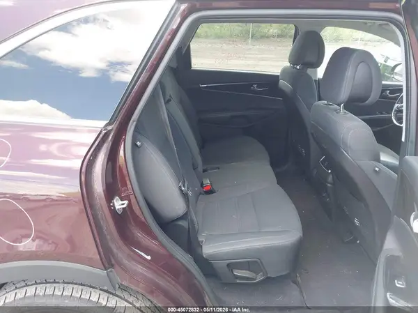 5XYPGDA35GG144285 2016 KIA SORENTO - Image 8