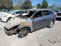 5XYPGDA35GG148644 2016 KIA SORENTO