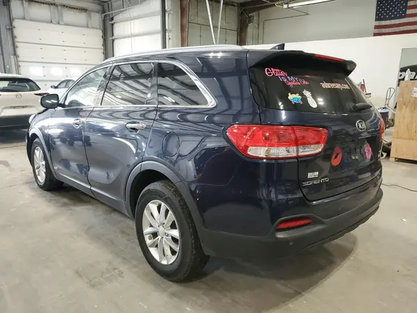 5XYPGDA35GG163337 2016 KIA SORENTO - Image 2