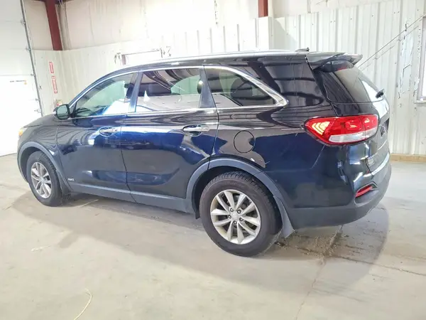 5XYPGDA35GG168036 2016 KIA SORENTO - Image 2
