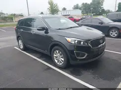 5XYPGDA35GG171132 2016 KIA SORENTO