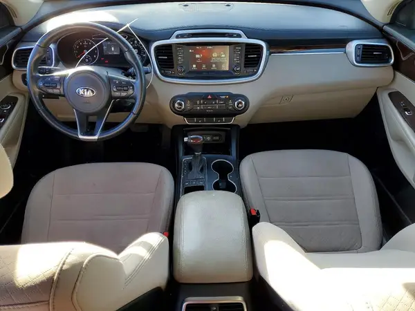 5XYPGDA35HG190703 2017 KIA SORENTO - Image 8