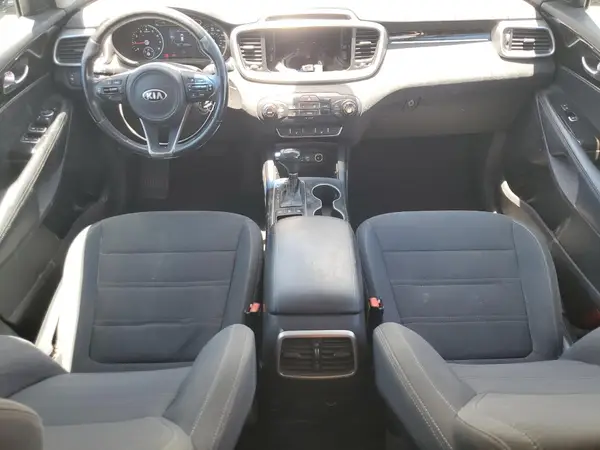 5XYPGDA35HG191771 2017 KIA SORENTO - Image 8