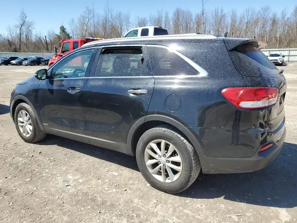 5XYPGDA35HG204809 2017 KIA SORENTO - Image 2