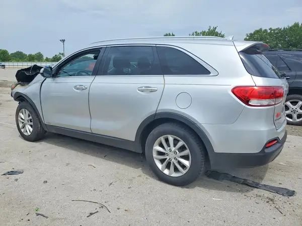 5XYPGDA35HG231542 2017 KIA SORENTO - Image 2