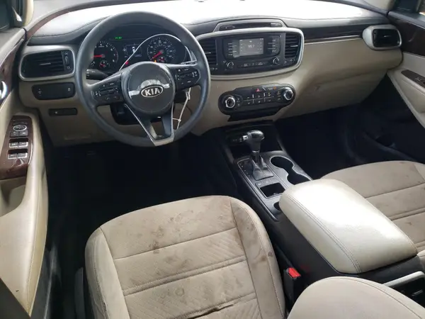 5XYPGDA35HG231783 2017 KIA SORENTO - Image 8