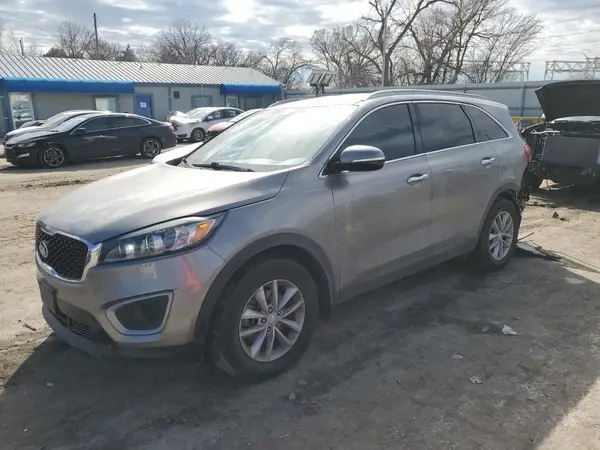 5XYPGDA35HG246123 2017 KIA SORENTO - Image 1