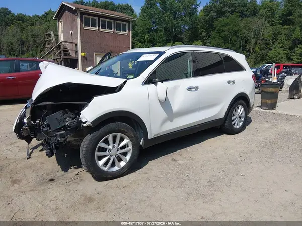 5XYPGDA35HG287111 2017 KIA SORENTO - Image 2