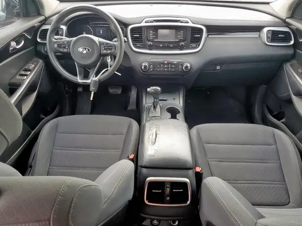 5XYPGDA35HG300553 2017 KIA SORENTO - Image 8